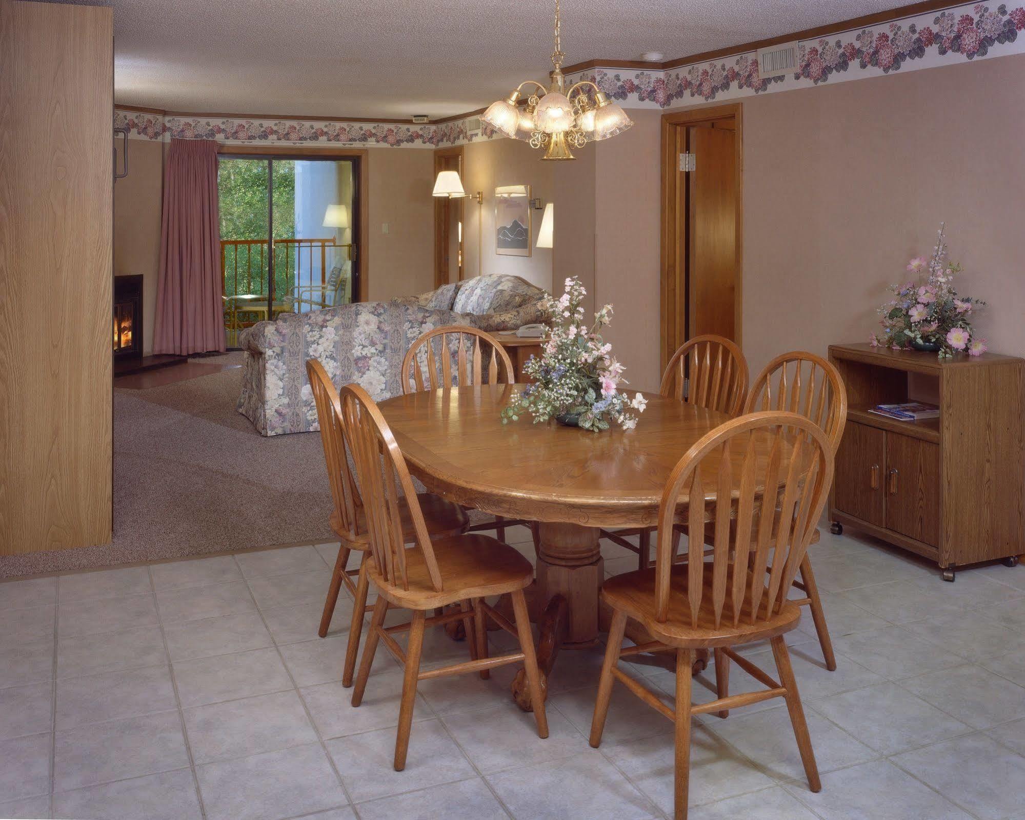 Zoders Inn And Suites Gatlinburg Szoba fotó